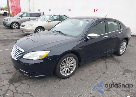 2012 Chrysler 200 Limited z USA, uszkodzony, nr VIN 1C3CCBCG4CN159432
